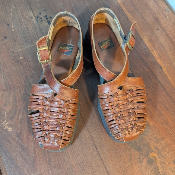 Aerosoles Strappy Caged Huarache Buckle Jesus Sandals Woman's 7B Vintage 90s y2k - Picture 1 of 13